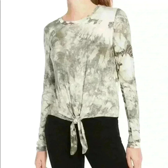 NWT💚🤍Tie-dye Tie Front Ttop - Picture 1 of 4